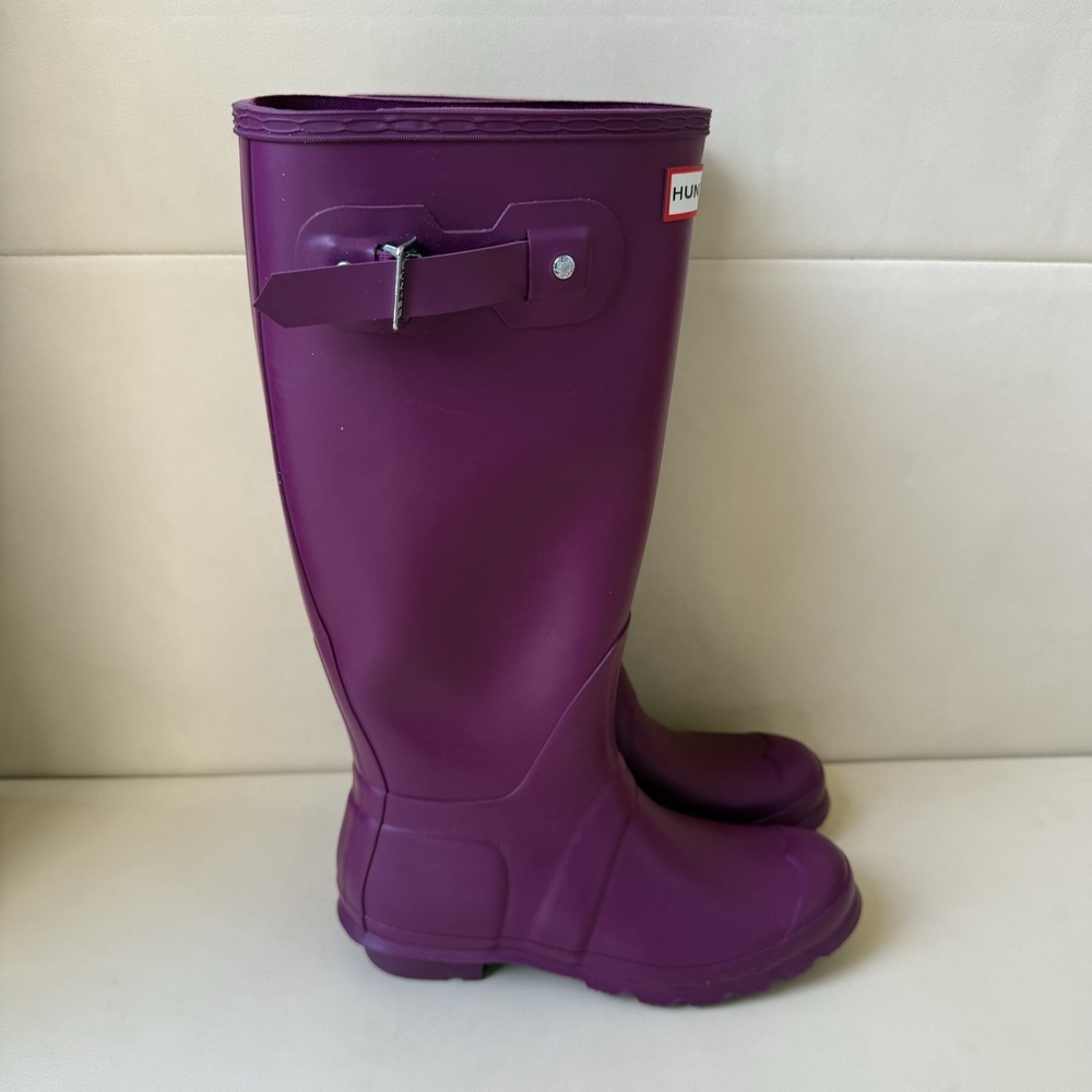 Hunter Women's Original Tall Rain Purple Size 7 Rain Boots Waterproof Rubber